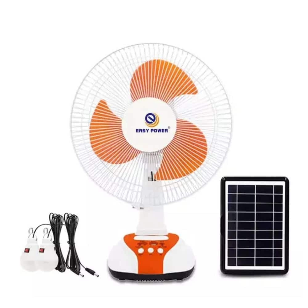 Ventilador Solar De 3 Aspas 30cm Con Luz Cargagador Usb y 2 Lamparas Led
