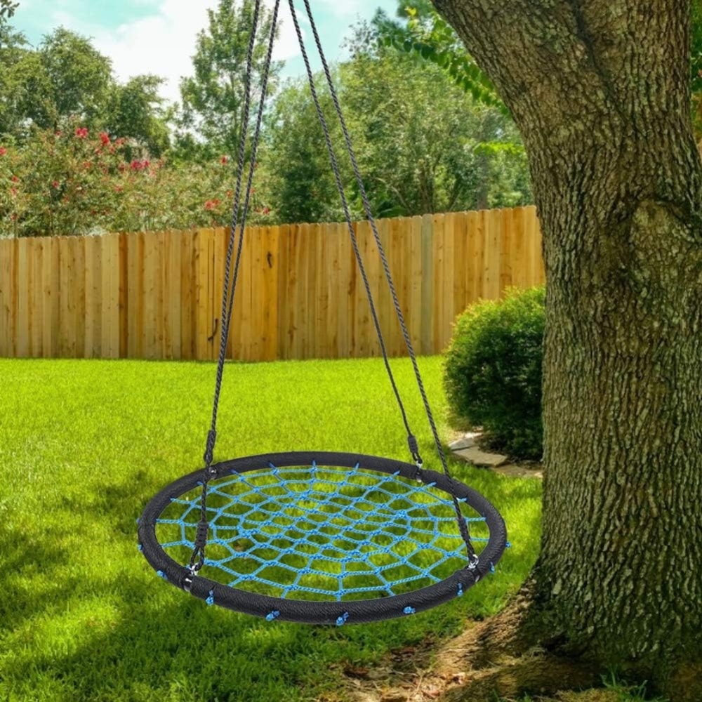 Hamaca Columpio colgada en jardin